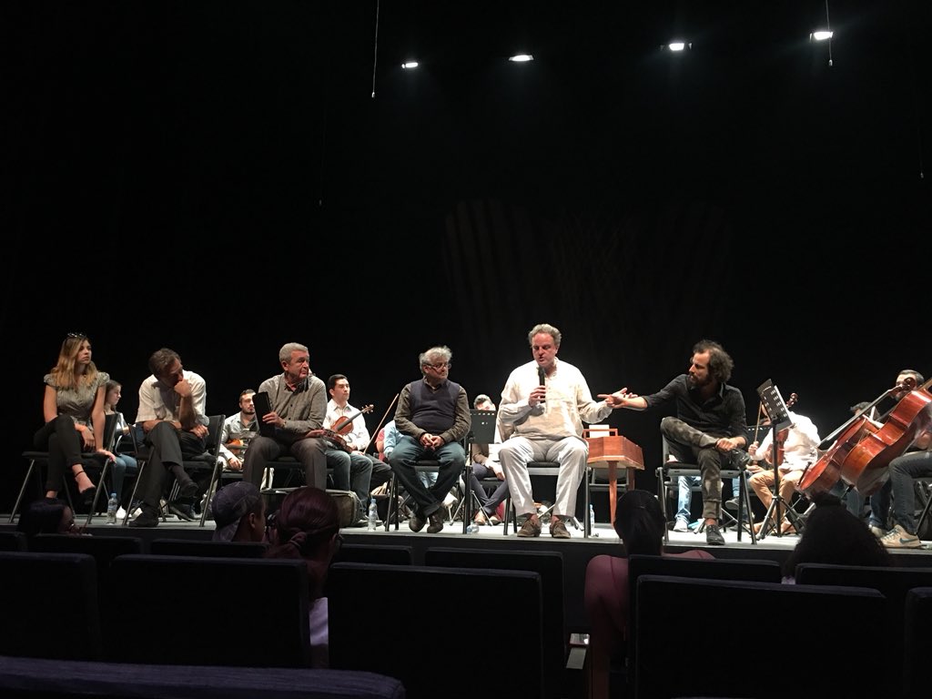 ConjSantander's tweet photo. Los contratenores #SantiagoCumplido y #MichaelChance en conferencia de prensa contando detalles de su concierto de mañana https://t.co/GSpgnQmWFO