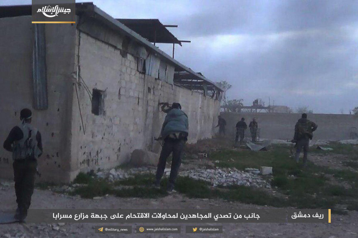 Islamarmy_eng3's tweet photo. #Jaish_al_Islam
#Damascus_countryside
A side from thwarting the Assad attacks to the front of "Misraba" farms by the mujahideen, and inflicting many dead among their ranks. https://t.co/8tifluAxGm