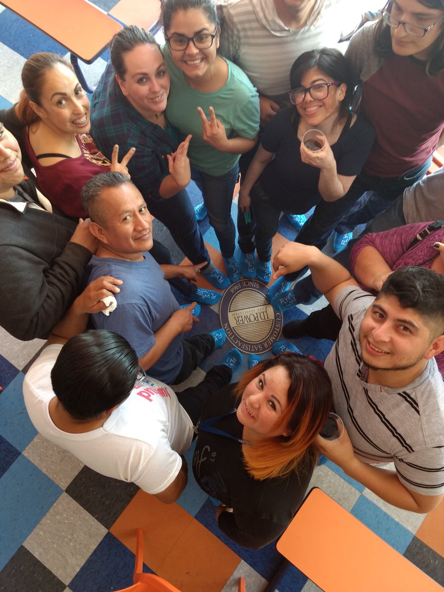 anittalu2's tweet photo. #JDP
#Teamworkmakesthedreamwork
#NavarrosTeam
#ThankyouMpcs https://t.co/H8c5zjaht6