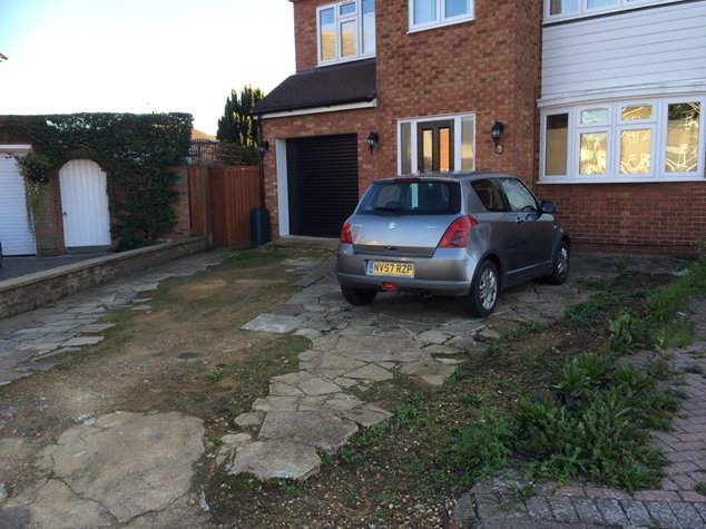 strongbasedrive's tweet image. Before - During &amp;amp; After - Block Paving with curved feature wall @BradstoneUK  @Sarahhennem  #blockpaving