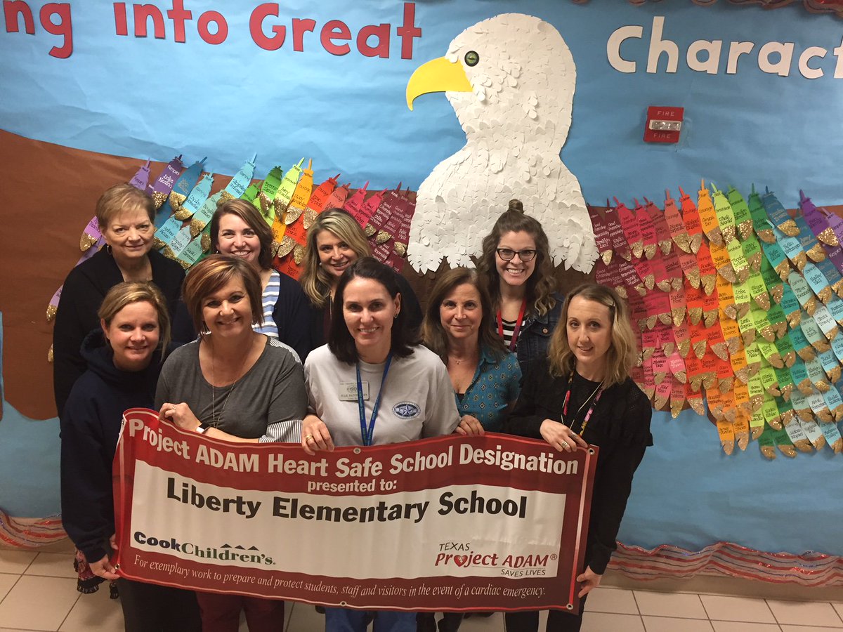 LESNurse6020's tweet photo. @LibertyElemKISD is now a certified  Heart Safe School.  Our staff members on our Code Red Team are ready to respond in a cardiac emergency and are trained to operate an AED. https://t.co/0wefSmSsLn