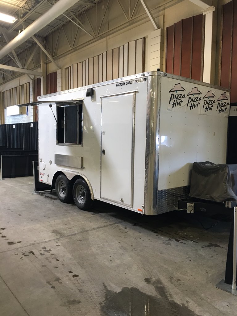 DCOlson64's tweet photo. Come see us starting tomorrow at the Home and Garden Show at @ExParkLeth. Serving Personal size pizzas and pop.  #lunch #ooeygooeygood #nobodyoutpizzasthehut https://t.co/cOQlvNMUbm