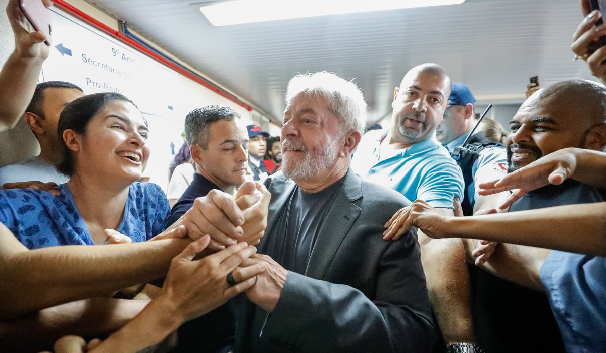 Lula On Twitter O Segundo Dia Da Caravana Lulapelosul Começou Com A Visita Do Ex Presidente