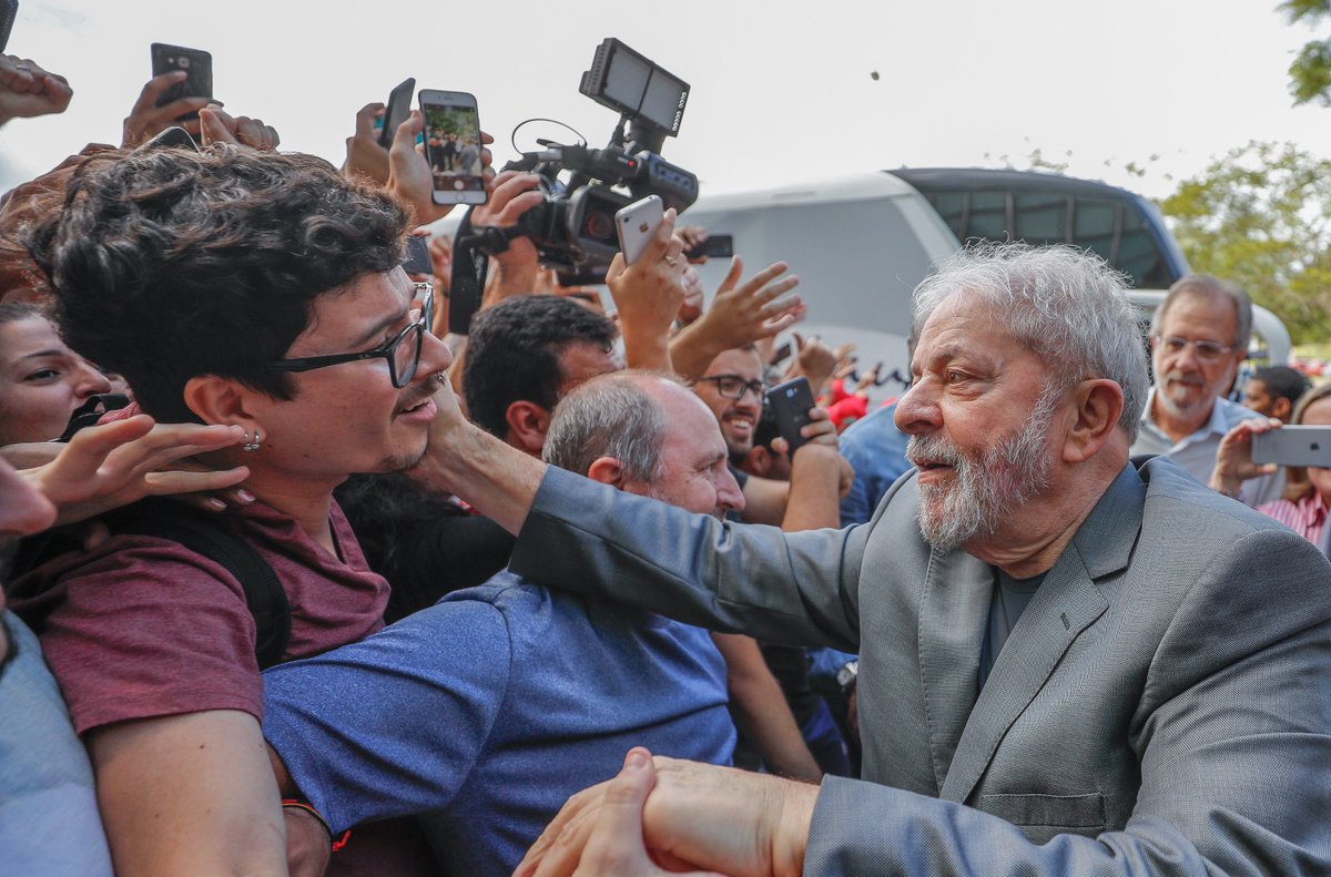 Lula On Twitter O Segundo Dia Da Caravana Lulapelosul Começou Com A Visita Do Ex Presidente