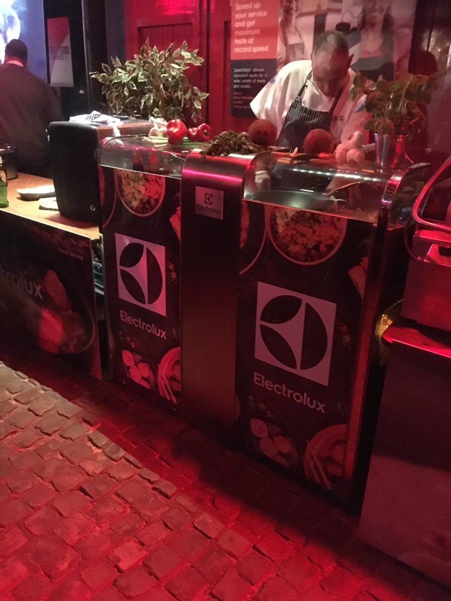 ElectroluxStu's tweet photo. #StrEATFoodAwards in full swing. @ElectroluxProUK Libero and Speedelight in action serving delicious quesadillas or Thai red curry https://t.co/rGPs32dNdp