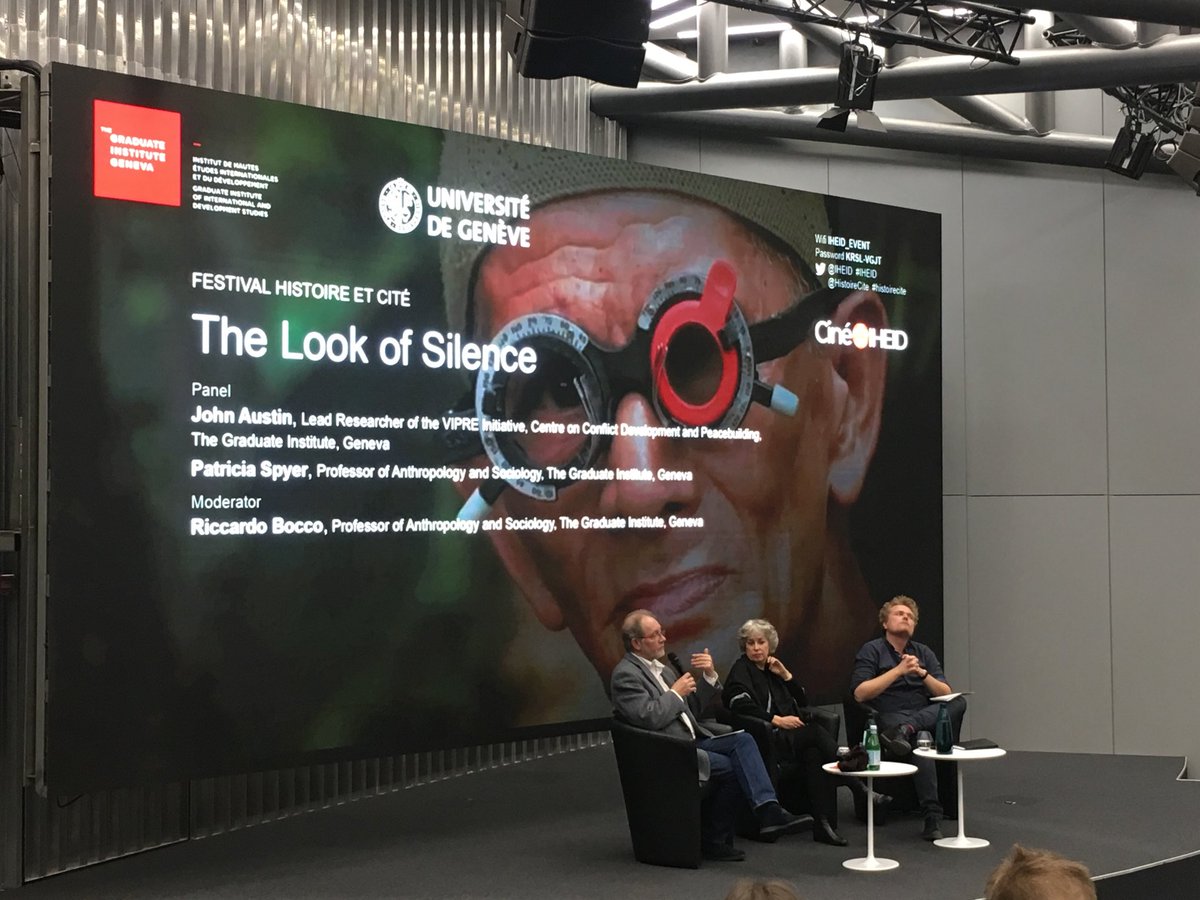 OFrouville's tweet photo. Débat sur mémoire et histoire après la projection de l’incroyable #LookOfSilence @IHEID @HistoireCite #Impunité #Right2Truth https://t.co/teHTfZKU5d