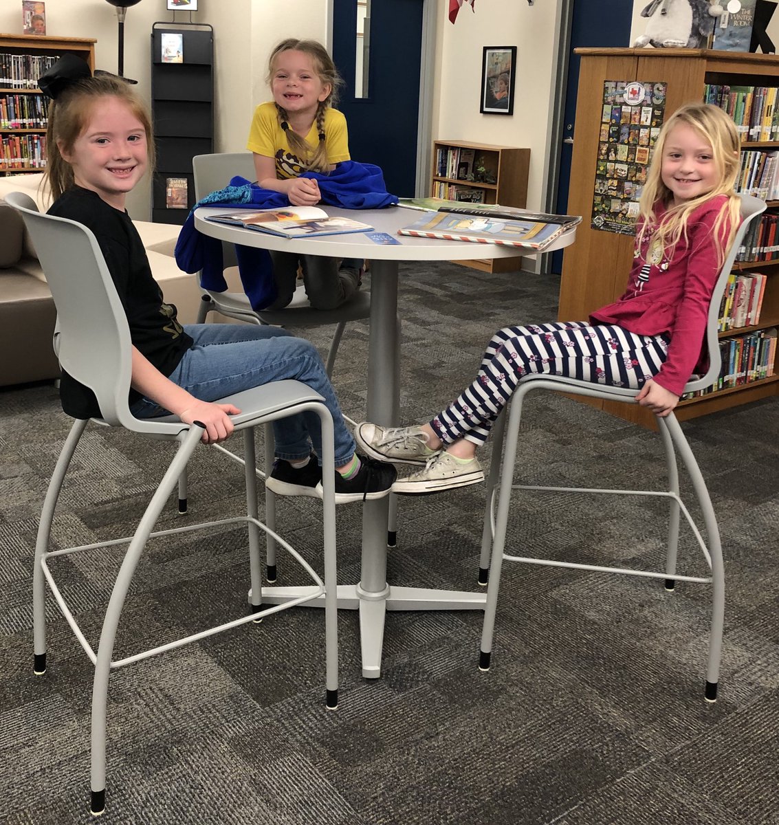 sherrigrace's tweet photo. New amazing furniture for our Mary Martin Library!!! Thank you Education Foundation!!! ❤️#whywisd @BrendaJCoffman https://t.co/nAiwMDs86K