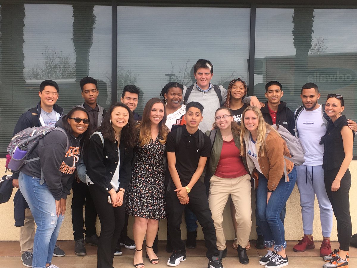 RulingSports's tweet image. Happy to welcome students from San Francisco’s Leadership High School sport business program to @pepperdine today to learn about preparing for and studying Sport Administration in college. Great group of future #sportsbiz leaders.