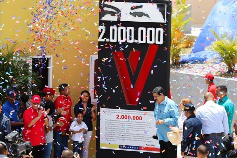 ¡Milagro chavista! Milagro revolucionario. Bien lo dijo el Comandante Chávez, el drama de la vivienda no tiene solución en el capitalismo. ¡Soñaron con este momento tantas veces! Me siento muy feliz de decir #2MillonesYVamosPorMás.