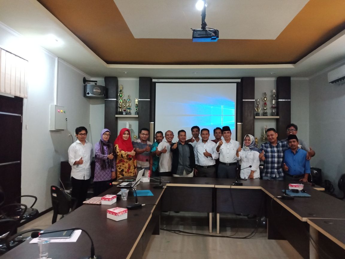 P3MD_NTB's tweet photo. #manfaatDanaDesa 
#PendampingDesa #PadatKaryaTunai 
Rapat Koordinasi Dalam Rangka Percepatan IDM di Propinsi NTB
@jokowi@taufikmadjid71 @fachrilabalado@tppintb https://t.co/aJTkWSxKqG