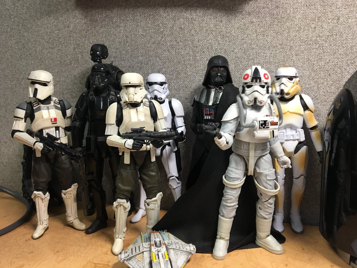 ZacAtWork's tweet image. These blast points...too accurate for Sand People. Only Imperial Stormtroopers are so precise.” My desk at work is for a safe and secure workplace. #blackseries #deskpower #starwars #stormtrooper