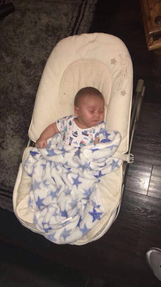 Alfiesarmy16's tweet photo. There are no words.. only Alfies daddy and his heart felt words .. #savealfieevans #alfiesrights https://t.co/qWDt6ye5w5