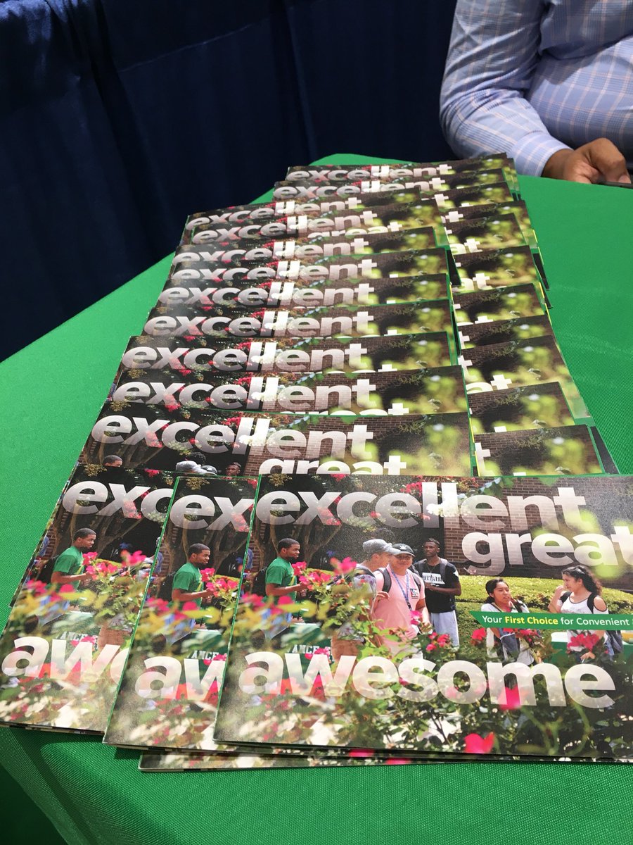 VGCCTechHire's tweet photo. Excited to meet future Vanguards at the NACAC National College Fair! @VanceGranville @NACAC https://t.co/slFoka58i5