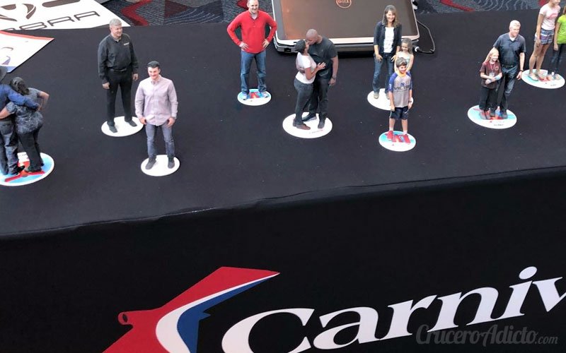 CruceroAdicto's tweet photo. ¿Será este el futuro de los souvenir en los barcos de cruceros?
Carnival Cruise Line se asocia con  Solidiphy para ofertar un souvenir único ➽https://t.co/fdJItFImbc  

#cruceros #viajar #carnivalcruiseline #3dme #solidiphy https://t.co/VLz1dHzosc