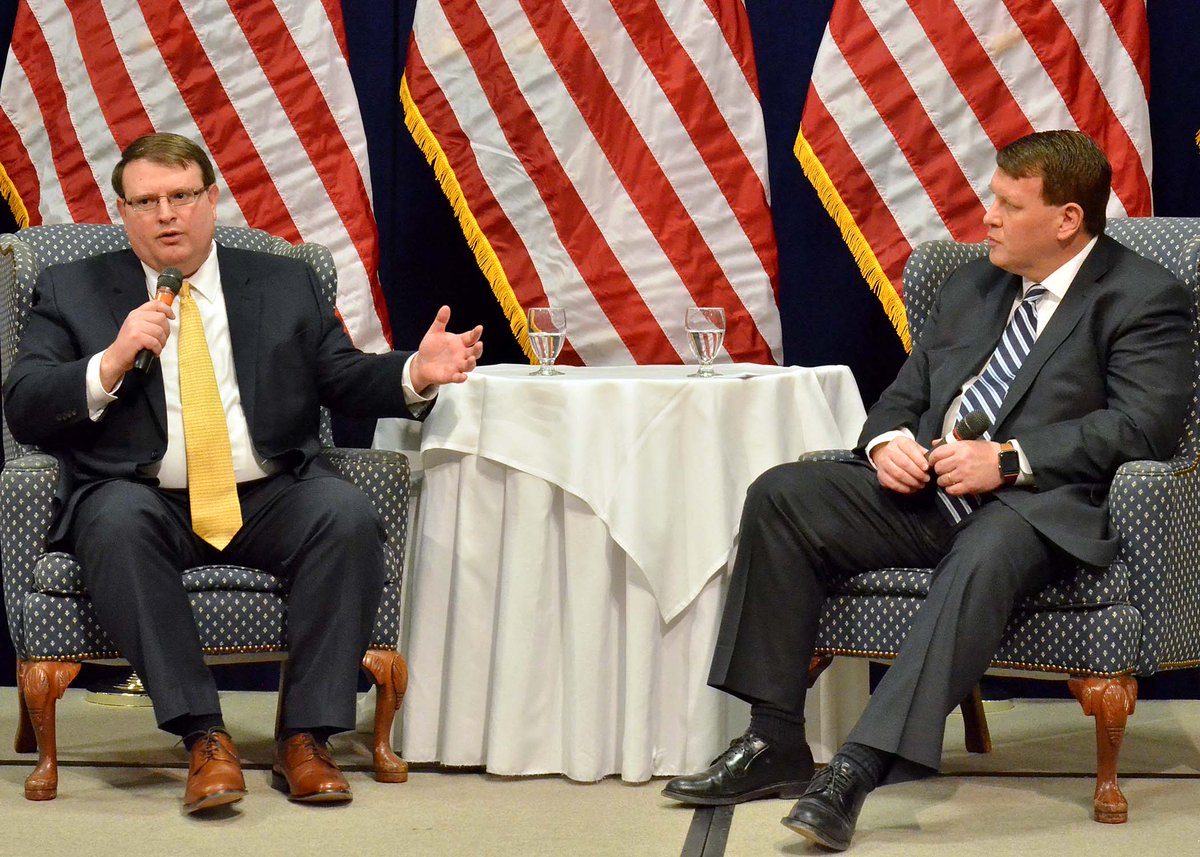 Roger_Beckett's tweet photo. Many thanks to Ohio Senate President @LarryObhof for a great talk at the @AshbrookCenter today. https://t.co/QzoVcTr5Ql