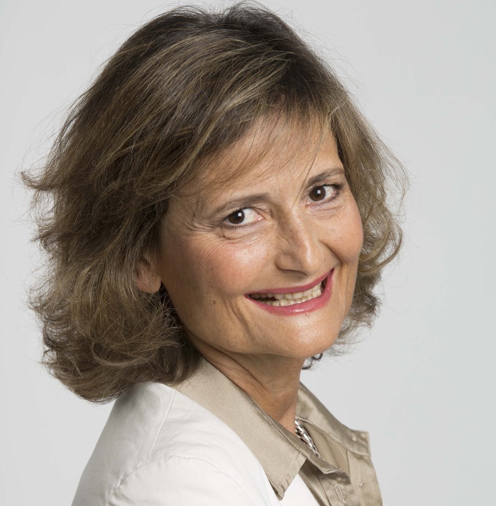 sfouille's tweet photo. .@VeroniqueDi #Intrapreneure du #numérique.🔝Portrait v/ @JobIRL
« Dans cette construction et ce développement du monde de demain, hommes et #femmes doivent agir, programmer et développer les nouvelles #technologies pour nos usages quotidiens à venir. »
https://t.co/EqAtsstCY2 https://t.co/rQQxESbwfJ