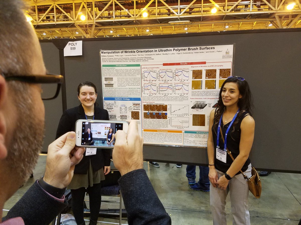 willskywalker93's tweet photo. #tweetception of @dereklpatton tweeting @CassandraMReese and Brittany Thompson at #ACSNOLA Sci-Mix poster session https://t.co/qiGCmXhRpc