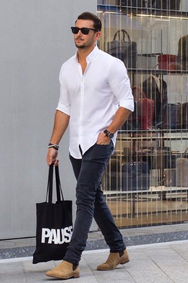 pulse1077's tweet image. #PulseFMmindbender: "25% of #women are turned off when a man has too much of this. What is it?" 

Clue 1: #noticeable 
Clue 2: not #cologne
Clue 3: #GTL #JerseyShore 

Find out the answer at 2:45pm on #TheMiddayWorkday with @TaraLopzPulseFM