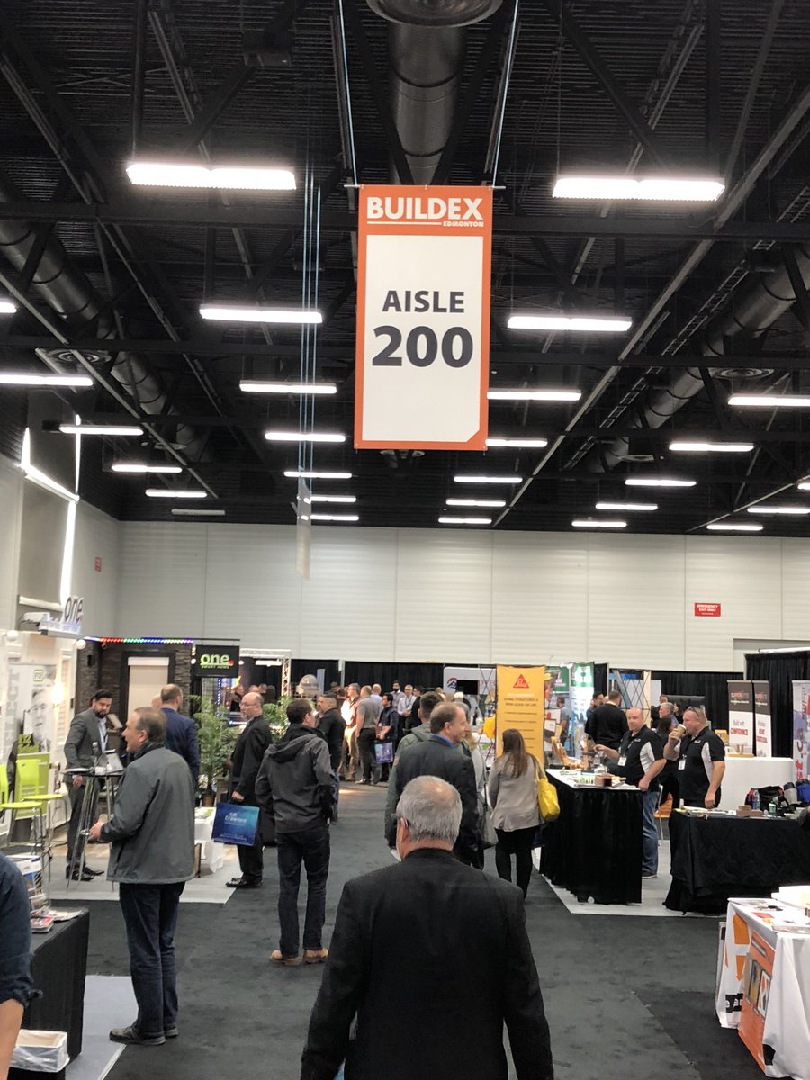 BUILDEXshows's tweet photo. Only a couple hours left of Day 1 of #BUILDEXEdmonton. The tradeshow floor has been a hive of activity! You still have a chance to catch Day 2 tomorrow. You can register onsite at the Edmonton Expo Centre https://t.co/scDYTl87up