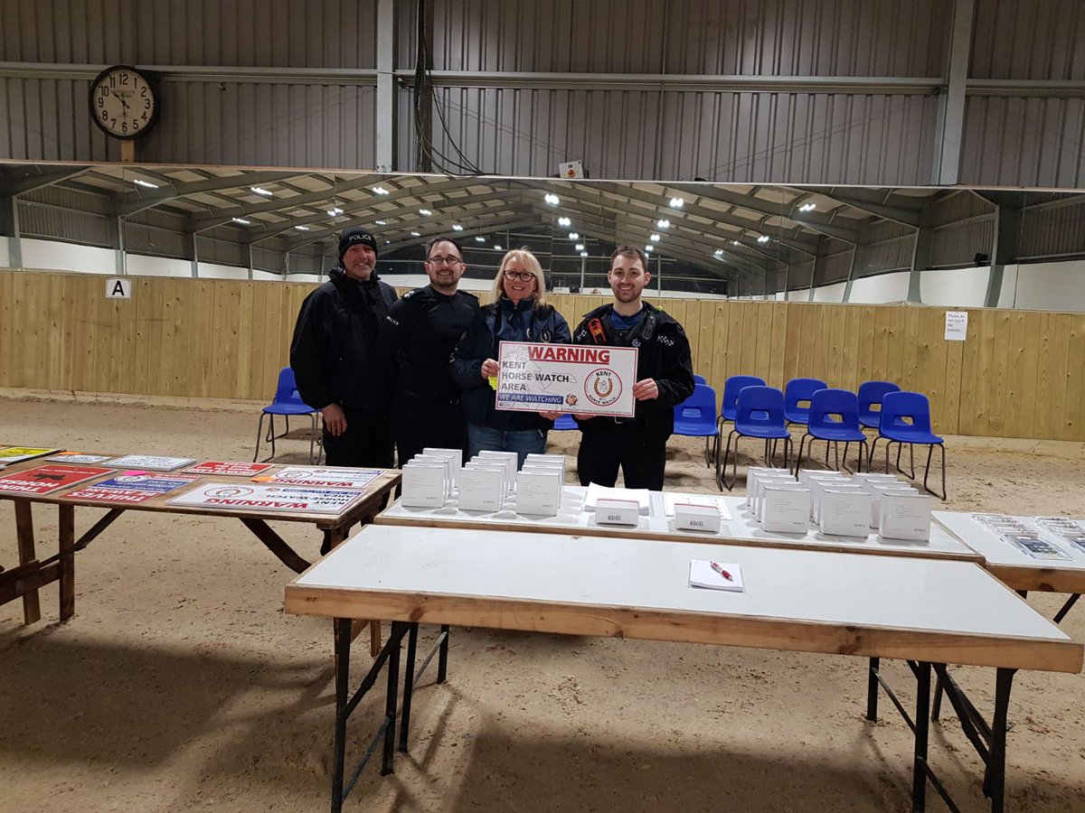 KentPoliceGrav's tweet photo. Great evening at White Horse Farm for our Equine Crime Prevention Event. #tackmarking #PSCO #Kenthorsewatch https://t.co/sglPmqmgb4
