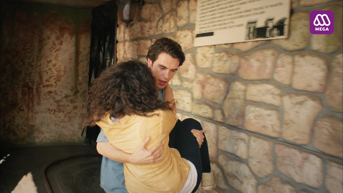 #Zeynep es salvada por Baris.
Síguenos a través de <a href="/Mega/">Mega</a>