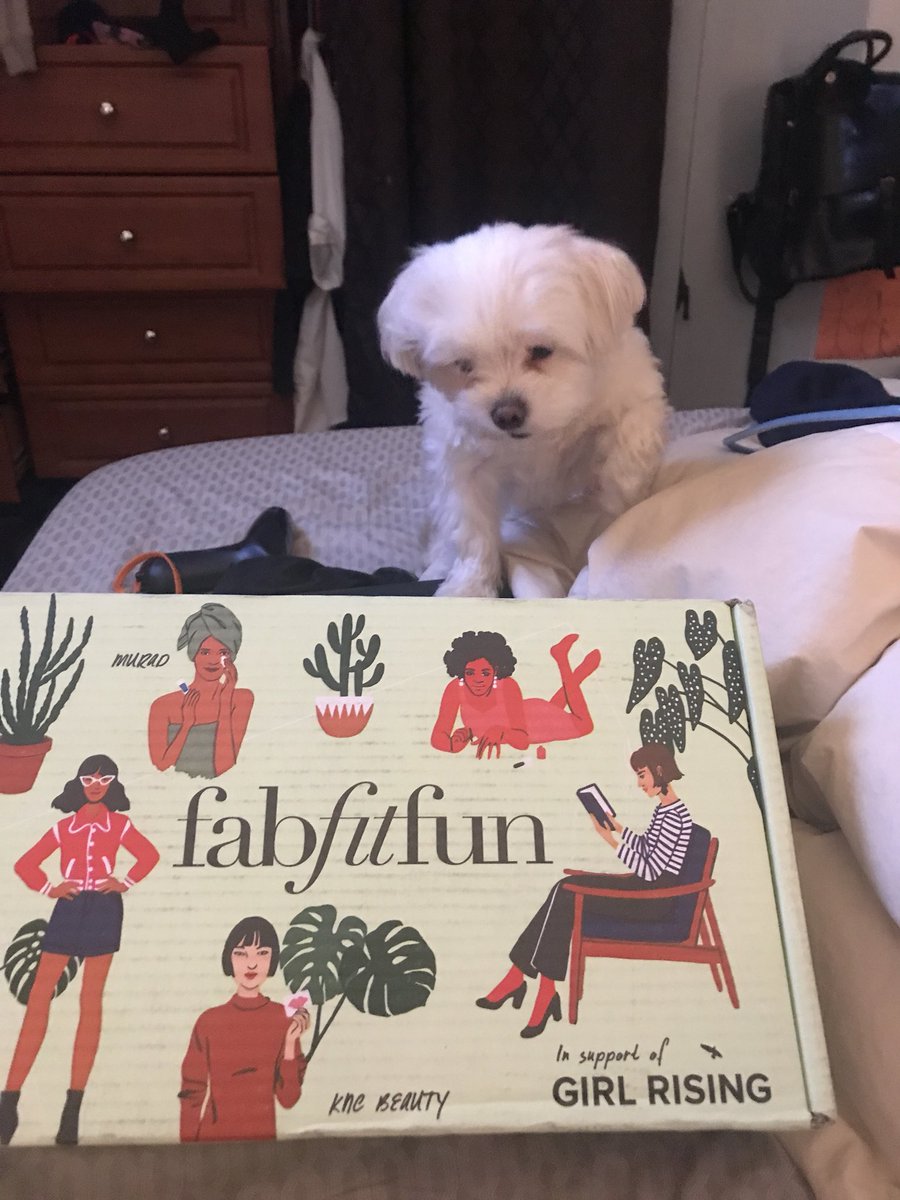 4everCannaQueen's tweet image. She’s just as excited as mommy is to open up our #fabfitfunbox Thank you @FabFitFun