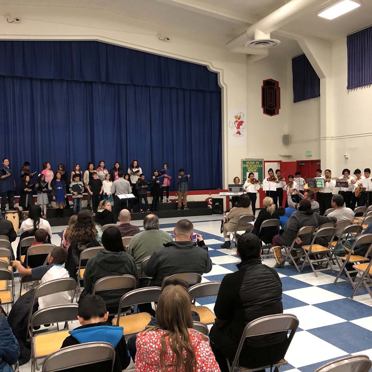 Congratulations to all the 6th graders who participated in this evening’s Wooster Zone Concert. What a pleasure to hear such beautiful singers and the wonderful accompaniment by the Wooster Mariachi Group.