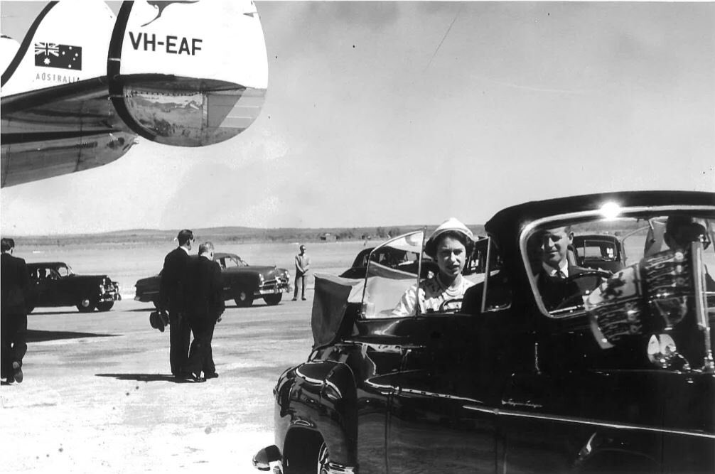 AdelaideAirport's tweet photo. #Parafield Airport is building a digital library of oral histories and images (like this one!). Can you donate or loan an item? E: snorrie@aal.com.au https://t.co/zu4L3FMplv