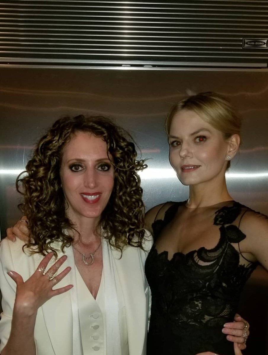 JMOFamily's tweet photo. someone is looking beautiful !! @jenmorrisonlive  styled by @stylistjenrade make up by @abhairmakeup hair by #joeyperrotti https://t.co/NMNMDHWoBC