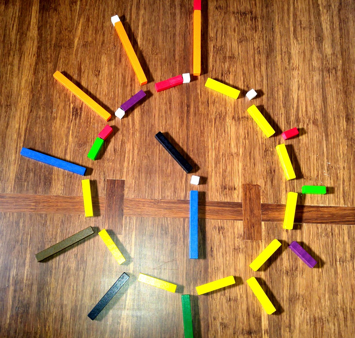 MindsEyeMath's tweet image. This is what my daughter and I did together today. How many times does the minute hand pass the hour hand during school from 9 a.m. to 3:30 p.m.? The building of the clock each lesson, I think is the most productive part. #spatialreasoning #MTBoS #iteachmath #elemmathchat