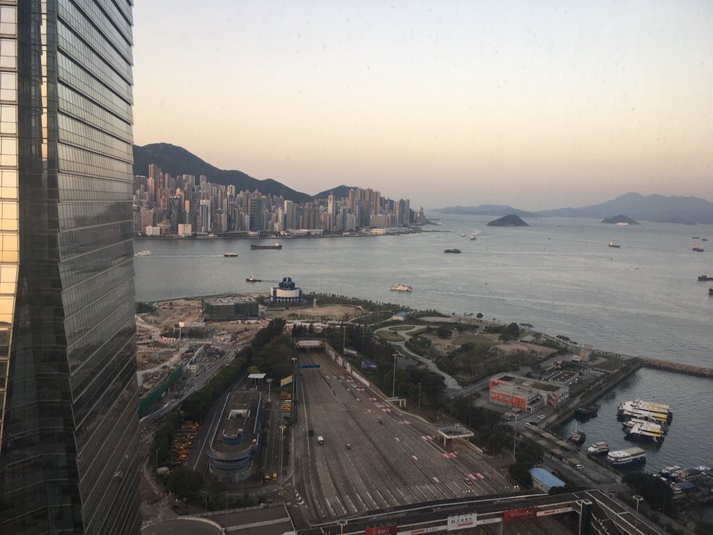 Pleased to be in Hong Kong for APHN, talking about immense CVD challenge facing Asia-Pacific. We need CVD voice to be heard ahead of UN #NCDs meeting on Sep 27. #hypertension #salt #obesity #PhysicalActivity @WHOWPRO @WHOSEARO @worldheartfed Roadmaps cvdroadmaps.org