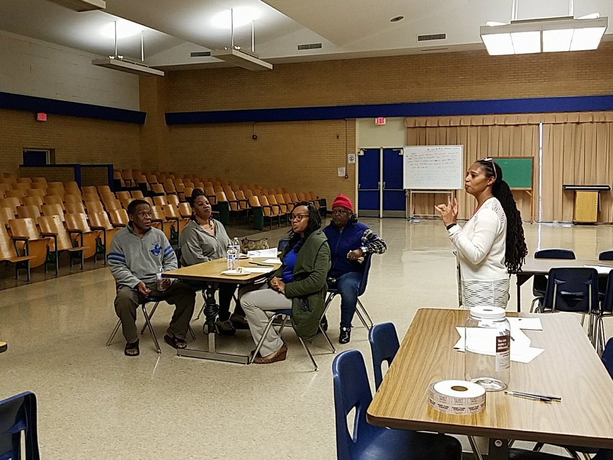 Mrs. Thomas did an excellent presentation on parenting styles and how to keep open communication with your child while setting limits @philohillroars