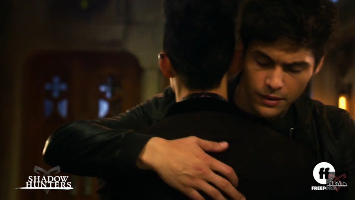 MalecForever77's tweet photo. 🚨🚨 ONLY 1 HOUR TO GO!! 🚨🚨 

OUR BOYS ARE COMING ❤➰🙌

#MalecToday #ShadowhuntersSeason3 #Shadowhunters #ShadowhuntersSeason3x01 https://t.co/z43PCp6TeU