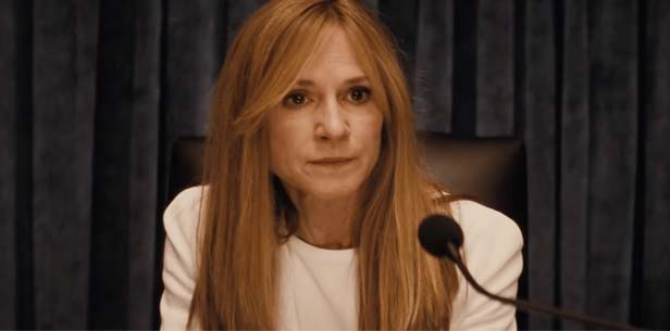 Happy Birthday Holly Hunter! The only voice i want to hear at Superman\s hearing 