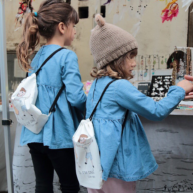 Si buscas un regalo bonito y respetuoso con más infancia descubre los cuentos y mochilas de Clara y Pepo claraypepo.com #kids #ibiza