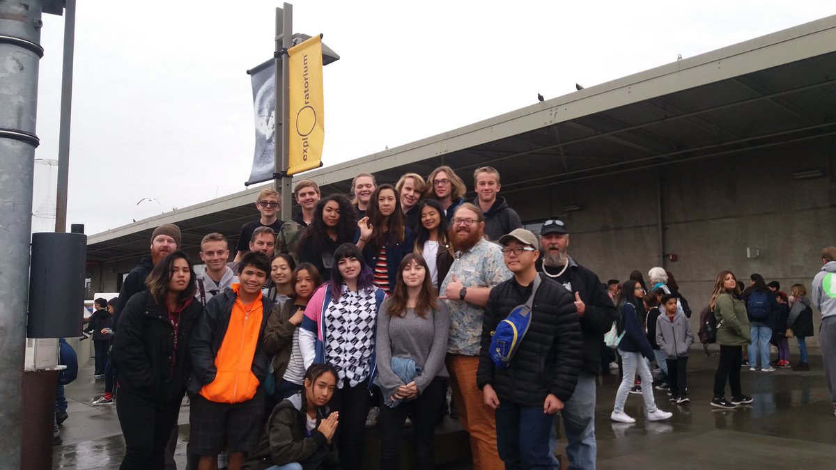 Team 3880 exploring the expolarturim!