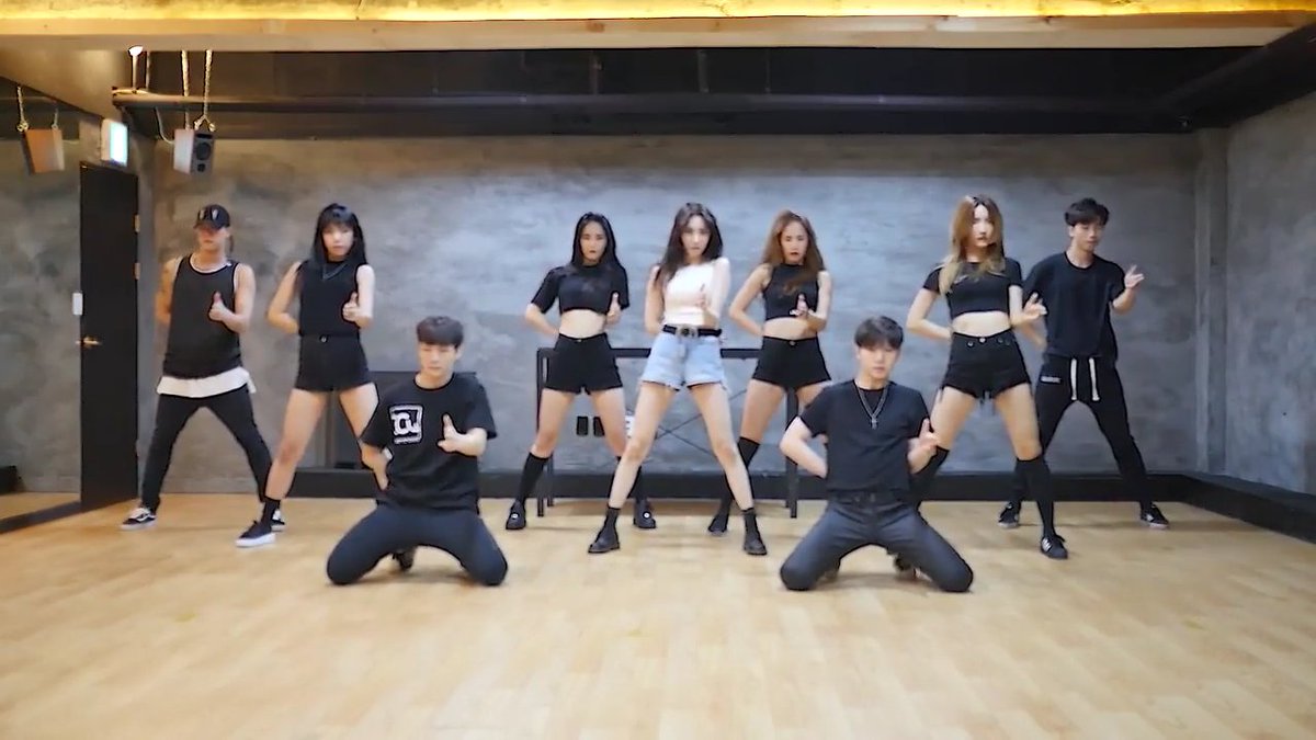 Stage practices. Сонми Гашина танец. Kpop дэнс практики с подтанцовой. K-Pop Dance Practice. К поп дэнс практика.