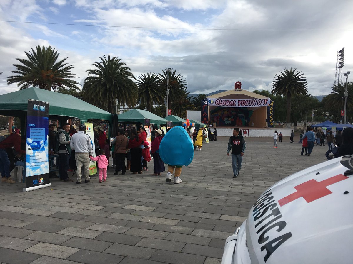JaviPilco7's tweet photo. Un día especial para mi ciudad #Riobamba en el #GYD2018 más de 600 personas atendidas, 70 pintas de sangre, 500 libros entregados. Día del Joven Adventista. #Chimborazeando https://t.co/vPtQvnTSKX
