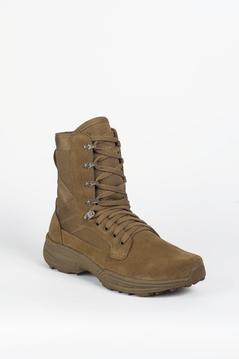 OPS2010's tweet image. More cool military gear at All American Military @OPS2010 
#Platecarriers#Garmontboots#Cryekneepads all in stock this week. Come in while supplies last.