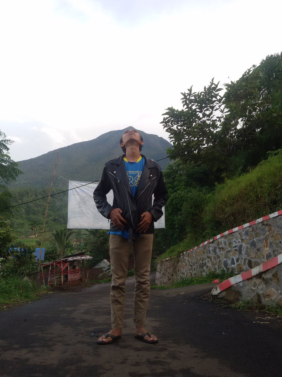 fahmi_mort's tweet photo. And i don't need now carry on https://t.co/oX4BH8lQO6