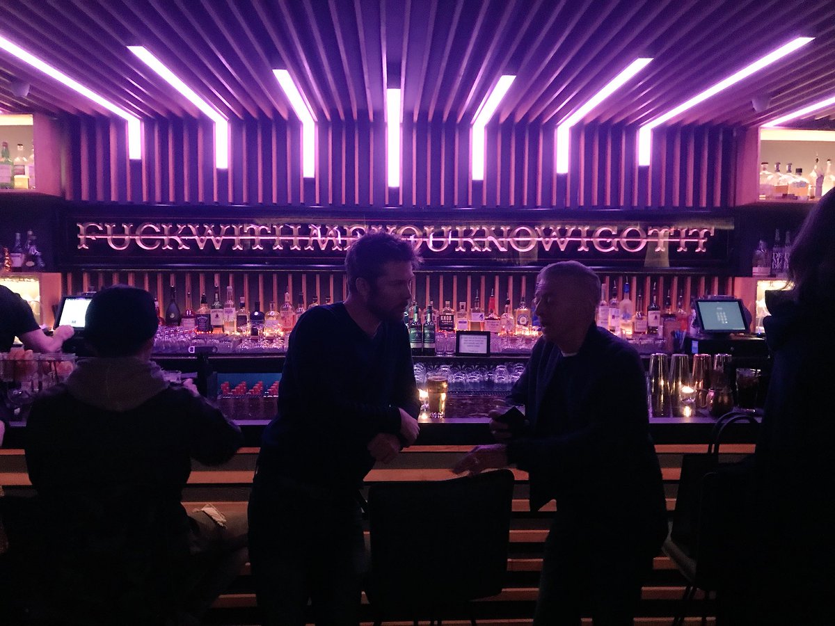 MITMStudios's tweet photo. Mike and I are at #noizsociety’s party @asimplebar doing a little mingling. This place is awesome. https://t.co/3iNv8S4KvE