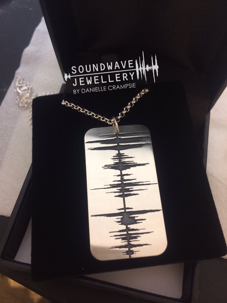SoundwaveJewels's tweet photo. #SoundwaveJewellery #soundwavedogtag #soundwavejewelry #menstyle #mensfashion #voicerecording #giftsforhim https://t.co/zuBNDzBpvE
