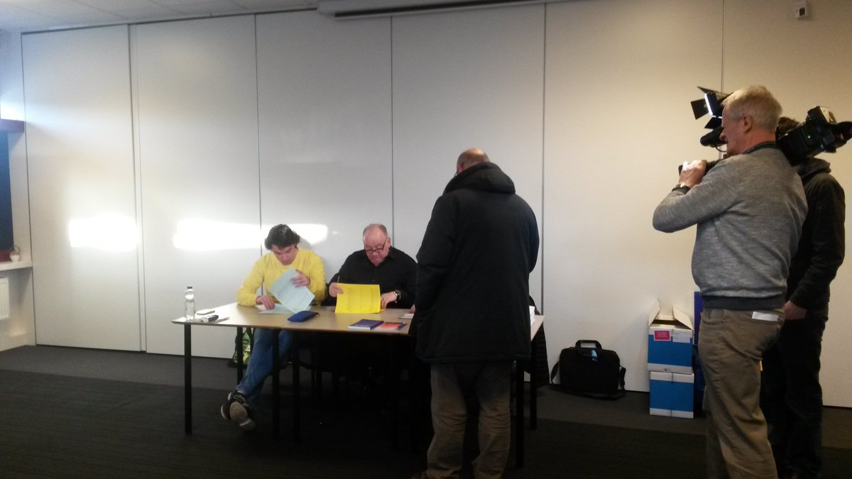 De eerste stemmer bij Cleijn Duin hadden we om 07.35 uur te pakken!