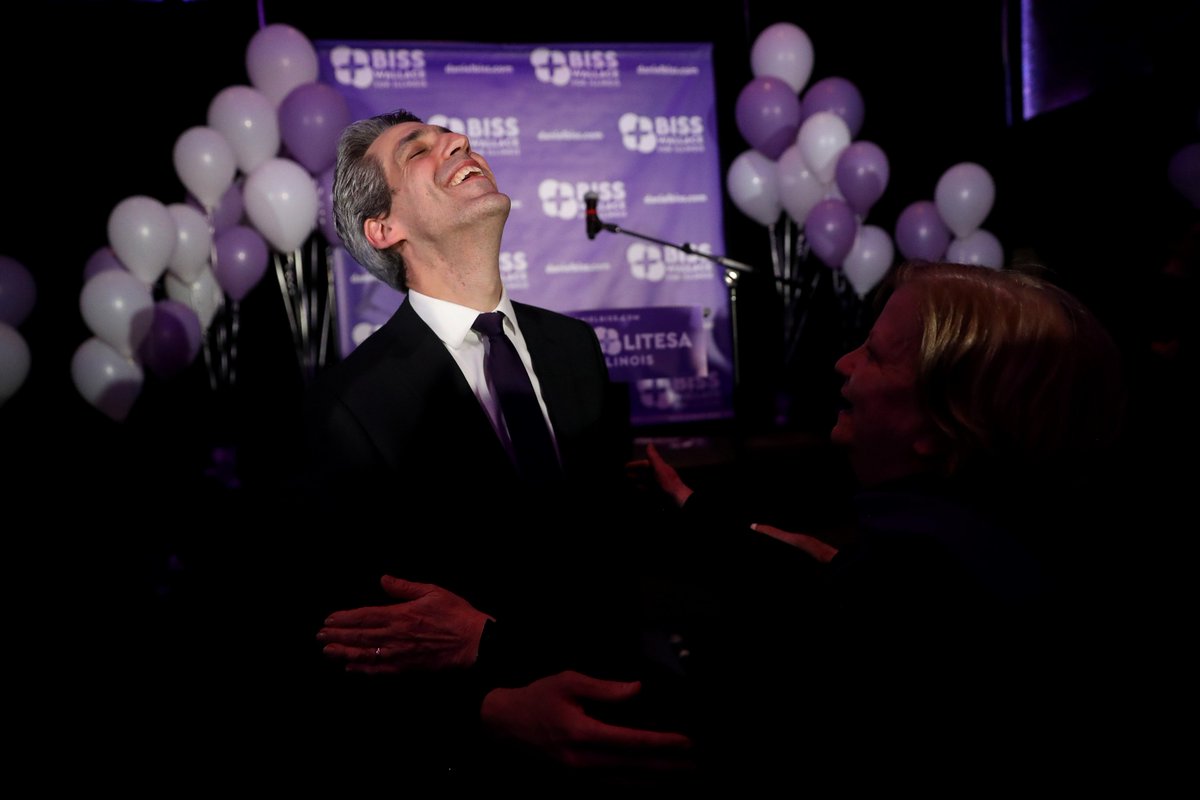 chris_sweda's tweet photo. Quite a range of emotions as Democratic candidate for Illinois Governor #DanielBiss concedes to #JBPritzker. https://t.co/0szY5wHZDc