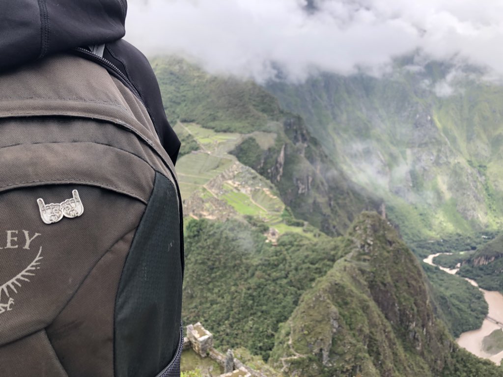farmerjayplot's tweet image. My wife rocking a little UMLove with Machu Picchu in the background. @goldlikejoel @umphreysmcgee