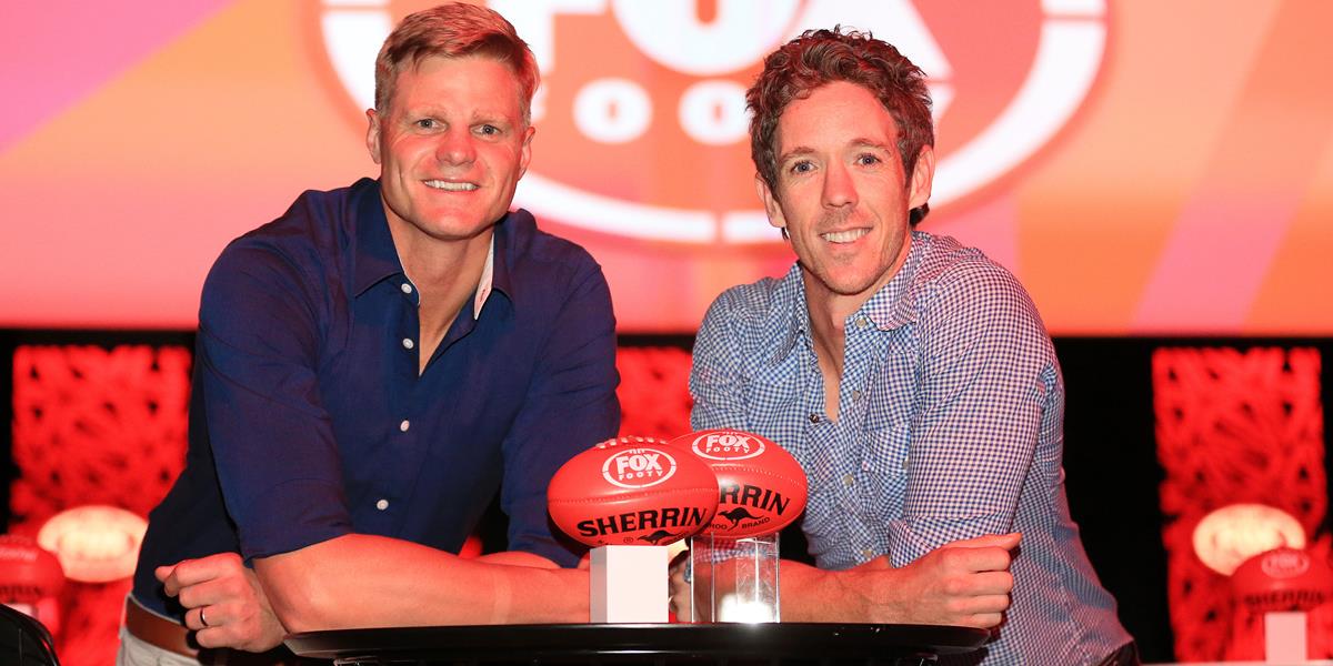 The #AFL360 skippers are at the desk for the first time tonight! Nick Riewoldt and <a href="/BobMurphy02/">Bob Murphy</a> join Gerard and Robbo for 'The Captains Run' on <a href="/FOXFOOTY/">Fox Footy</a>.