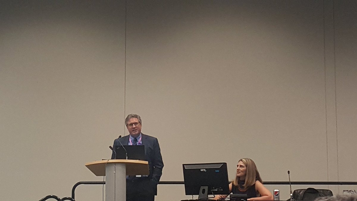 Wonderful presentation of GI neuroectodermal tumor (GNET) by Larry Burgart at GI evening sp conf: spindle epith tumor pos for S100, SOX10, variable synapto;neg melanocytic,GIST,muscle markers. Great session put together by Rhonda @LarryBurgart <a href="/TheUSCAP/">USCAP</a> #USCAP2018 <a href="/RhondaYantiss/">Rhonda Yantiss</a>
