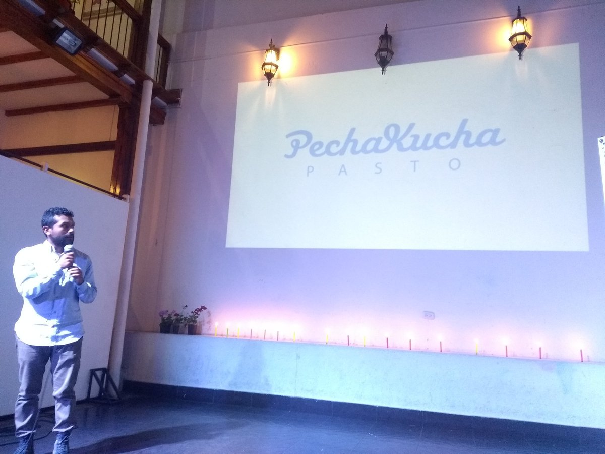 pechakuchapasto's tweet photo. Emocionante el 1er #PechakuchaPasto /  Gracias a los artesanos que hicieron de esta noche una noche especial, llena de sabiduría y emoción. @vlahebo @nvelez @CamiloRomero @artesaniasdcol https://t.co/1akUCCDU2x