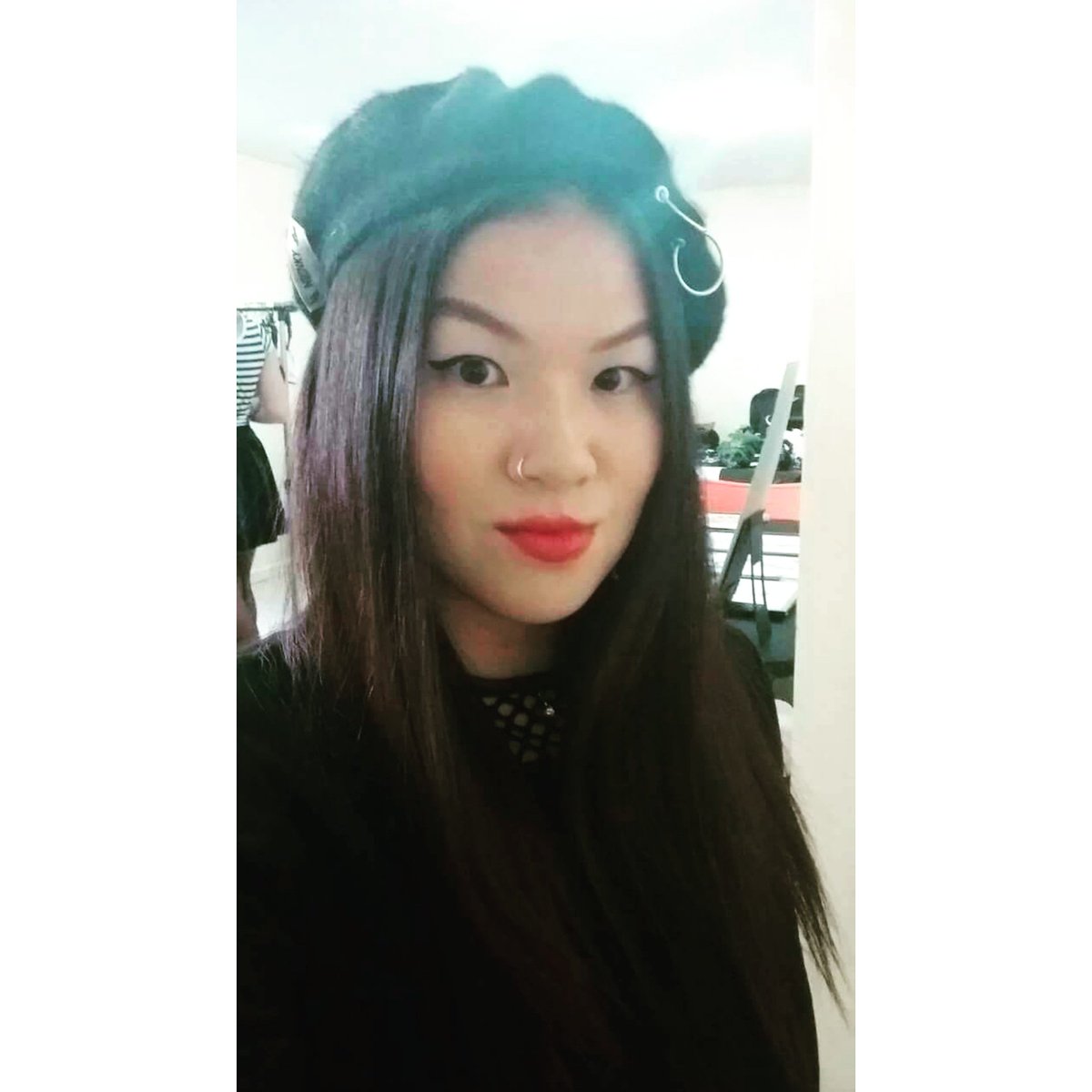 Collagessingwan's tweet photo. #NuevaFotoDePerfil https://t.co/vrPnvocKOO