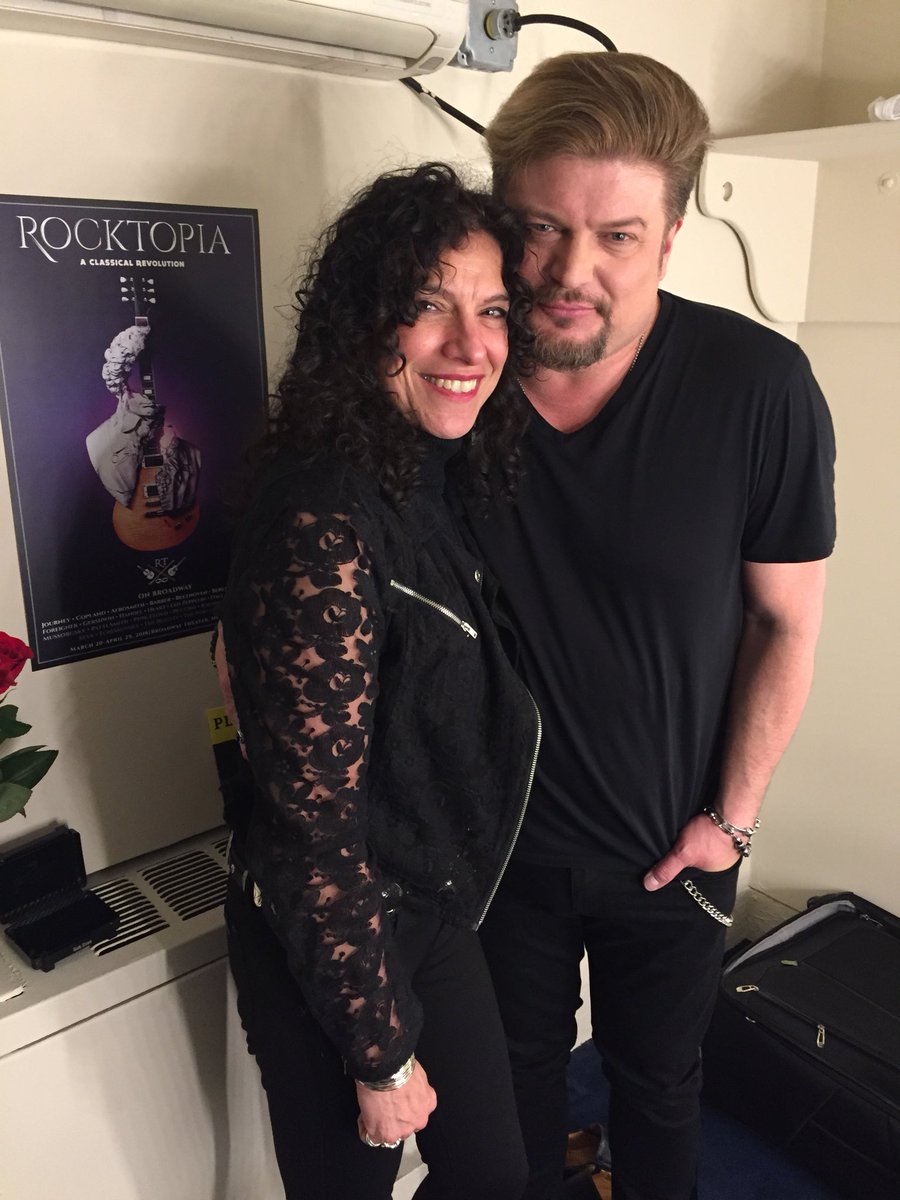 mariamilito's tweet photo. Post show @rocktopia #RobEvan Amazing voice! Amazing show! Only 6 wk run-you must see it! @Q1043 @iHeartMedia https://t.co/XWZ1TtwEe2